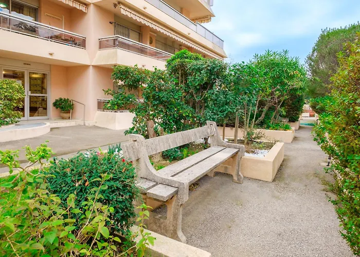 Riviera Anemone Apartment